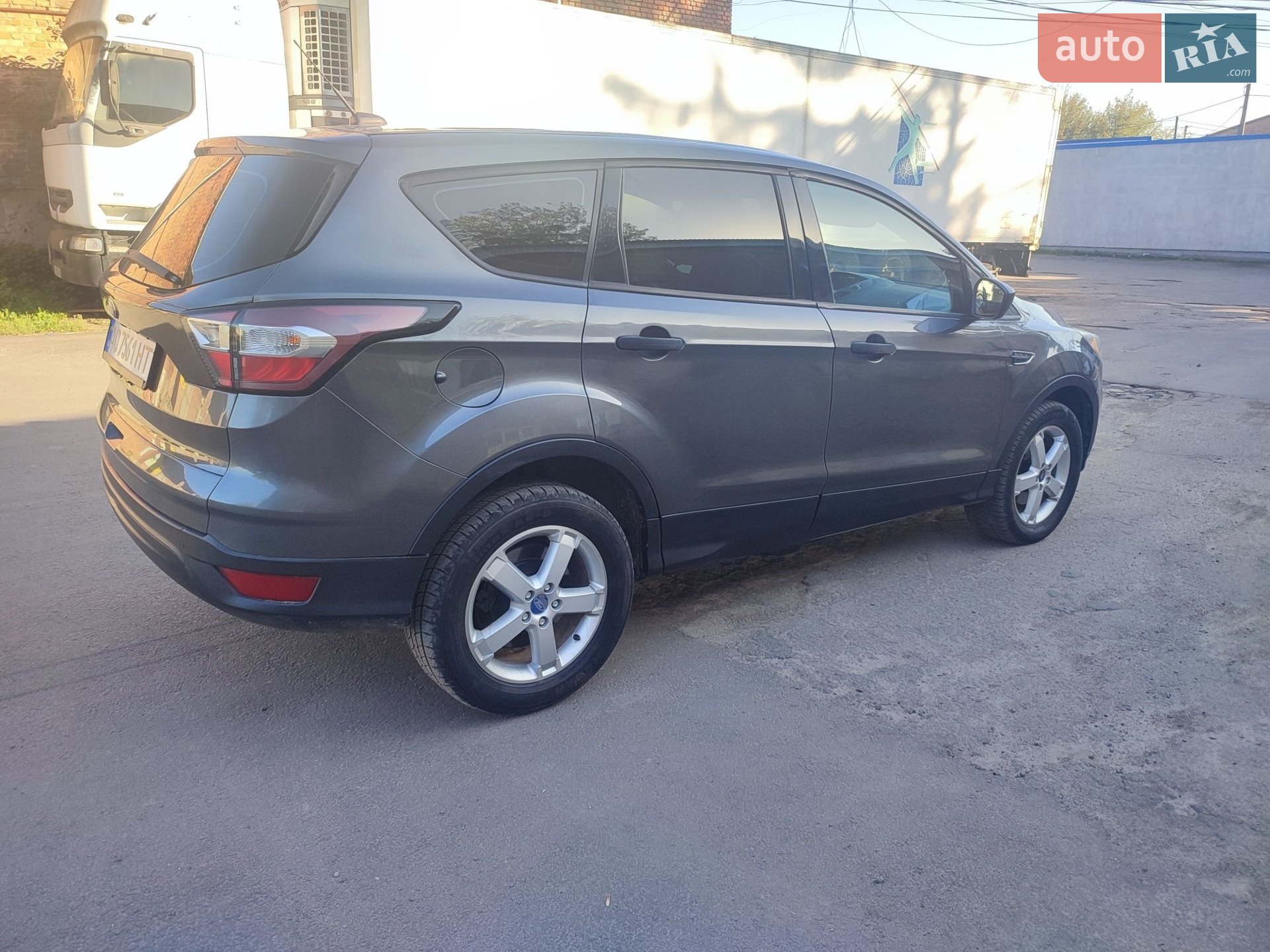2016 Ford Escape - мініатюра 2