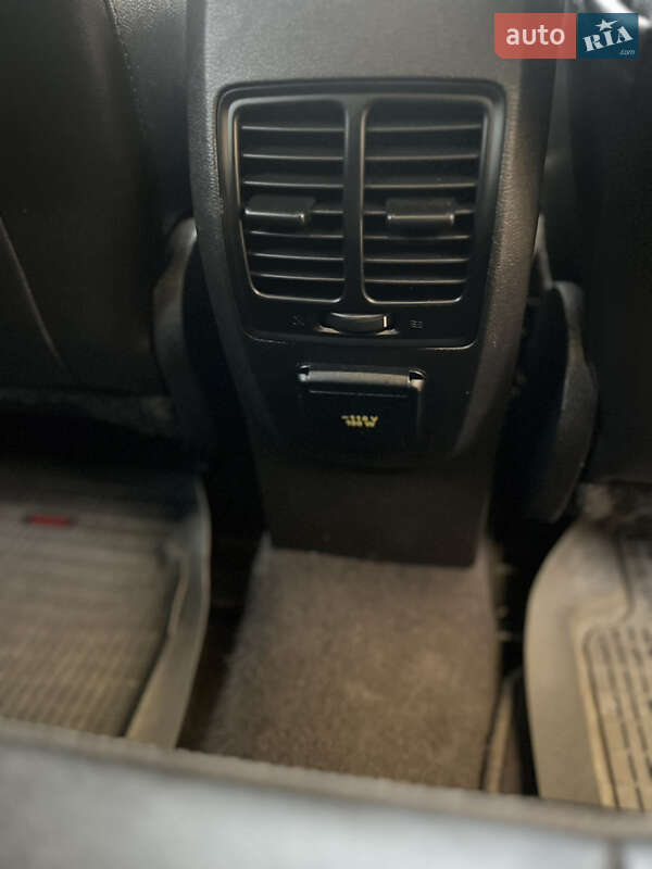 Внедорожник / Кроссовер Ford Escape 2015 в Киеве фото 14 Внедорожник / Кроссовер Ford Escape 2015 в Киеве