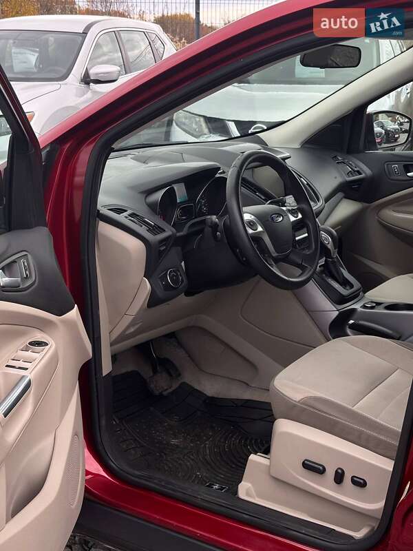 Внедорожник / Кроссовер Ford Escape 2015 в Львове