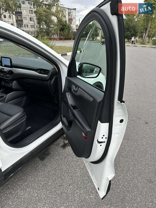 Внедорожник / Кроссовер Ford Escape 2020 в Харькове