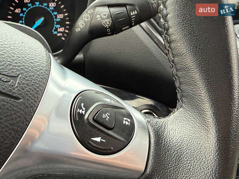 Позашляховик / Кросовер Ford Escape 2015 в Стрию фото 67 Позашляховик / Кросовер Ford Escape 2015 в Стрию