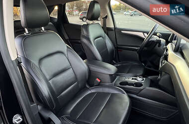 Позашляховик / Кросовер Ford Escape 2020 в Дніпрі
