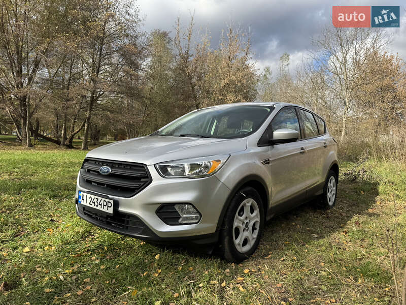Внедорожник / Кроссовер Ford Escape 2017 в Белой Церкви
