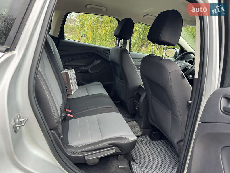 Внедорожник / Кроссовер Ford Escape 2017 в Белой Церкви