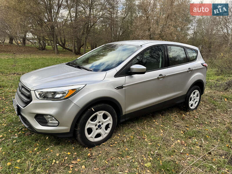 Внедорожник / Кроссовер Ford Escape 2017 в Белой Церкви