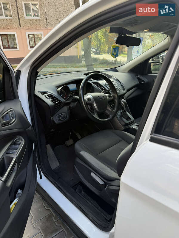 Внедорожник / Кроссовер Ford Escape 2015 в Тернополе фото 3 Внедорожник / Кроссовер Ford Escape 2015 в Тернополе