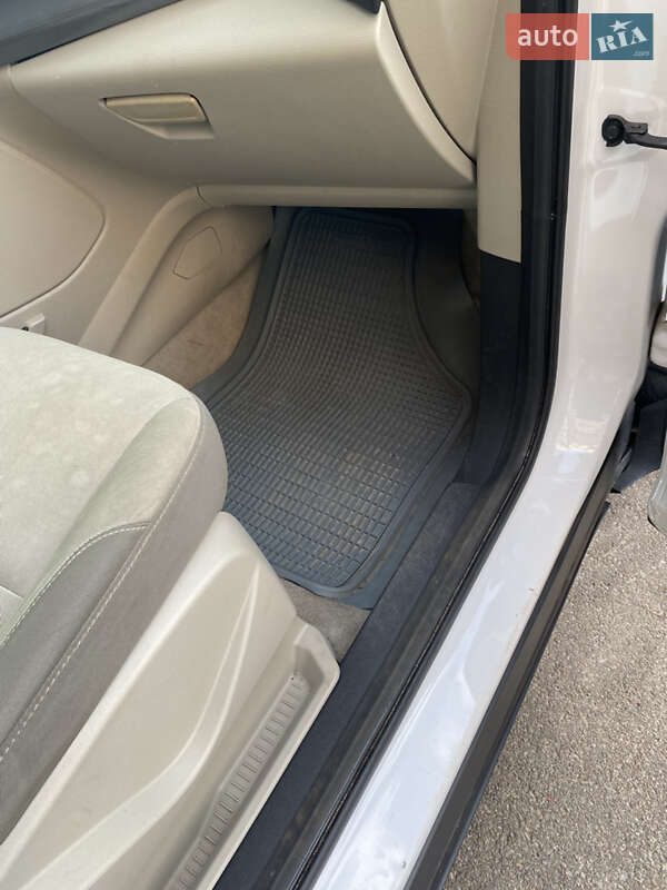 Позашляховик / Кросовер Ford Escape 2014 в Києві