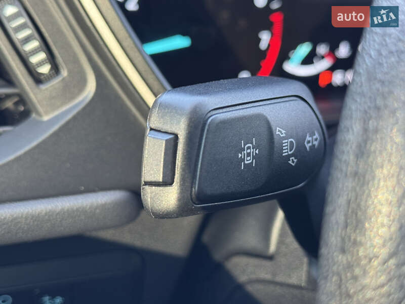 Внедорожник / Кроссовер Ford Escape 2021 в Ровно