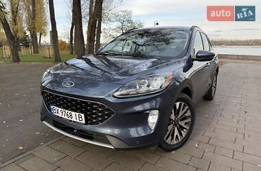 Внедорожник / Кроссовер Ford Escape 2020 в Киеве