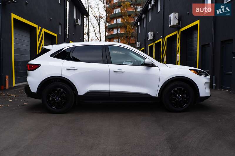 Позашляховик / Кросовер Ford Escape 2021 в Києві фото 4 Позашляховик / Кросовер Ford Escape 2021 в Києві