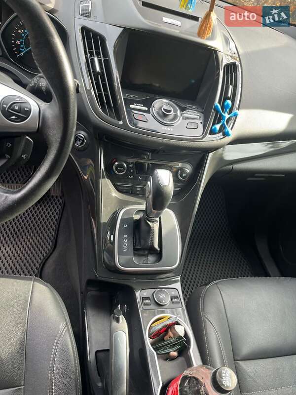 Позашляховик / Кросовер Ford Escape 2013 в Ворзелі фото 13 Позашляховик / Кросовер Ford Escape 2013 в Ворзелі