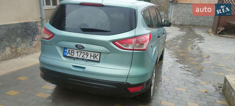 Внедорожник / Кроссовер Ford Escape 2012 в Гнивани
