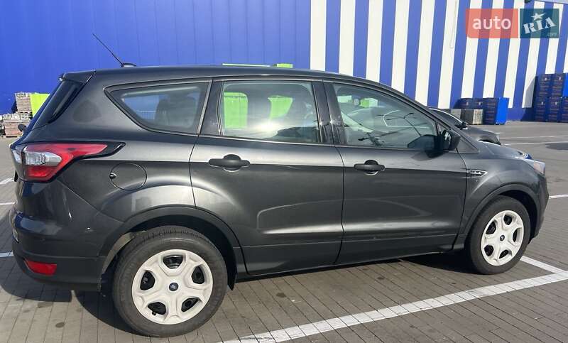Внедорожник / Кроссовер Ford Escape 2018 в Киеве