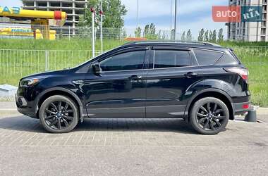 Позашляховик / Кросовер Ford Escape 2018 в Києві
