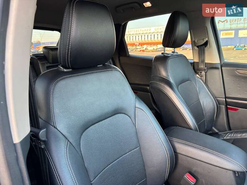 Внедорожник / Кроссовер Ford Escape 2020 в Львове фото 32 Внедорожник / Кроссовер Ford Escape 2020 в Львове