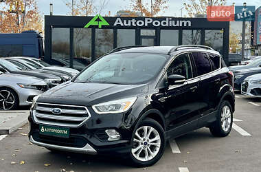 Внедорожник / Кроссовер Ford Escape 2016 в Киеве