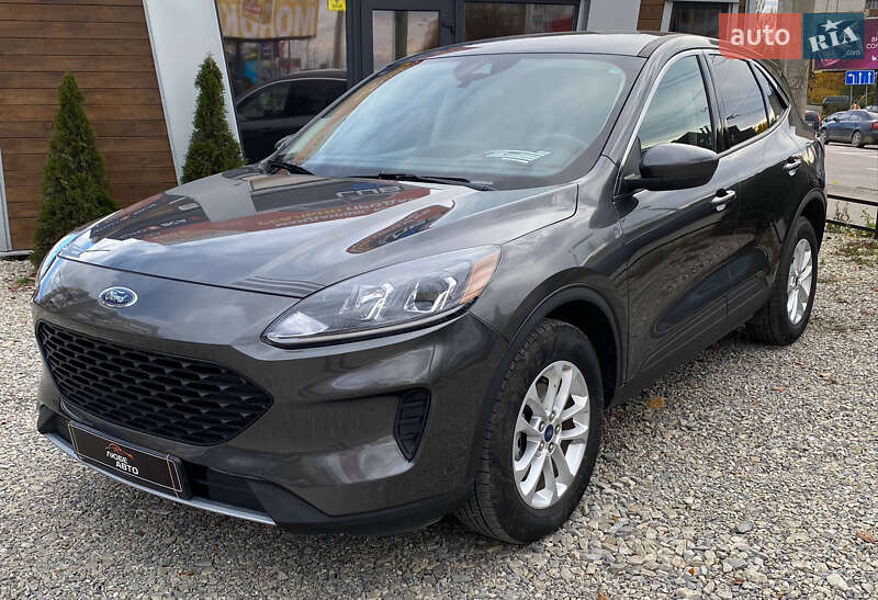 Позашляховик / Кросовер Ford Escape 2019 в Івано-Франківську