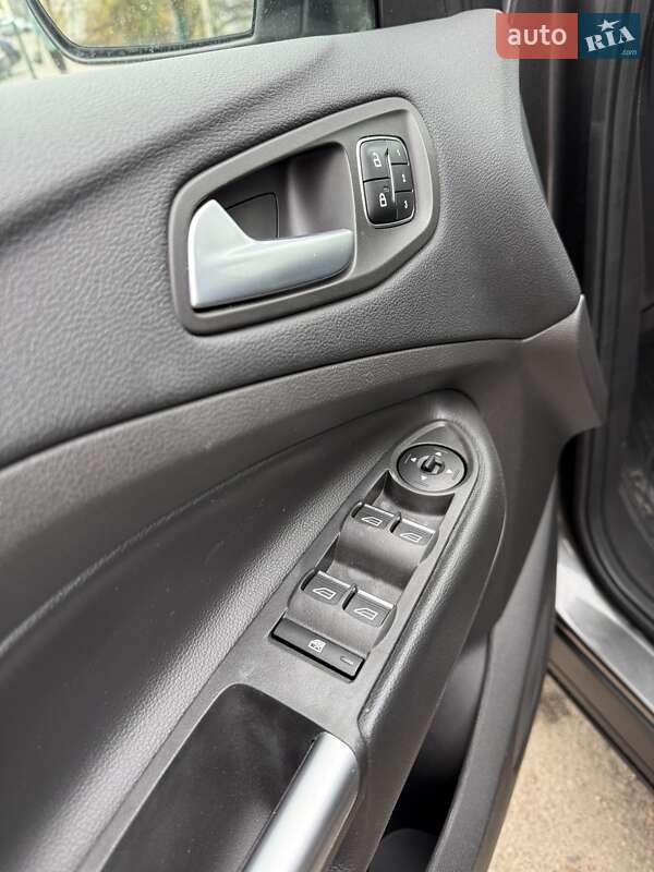 Внедорожник / Кроссовер Ford Escape 2016 в Сумах фото 21 Внедорожник / Кроссовер Ford Escape 2016 в Сумах