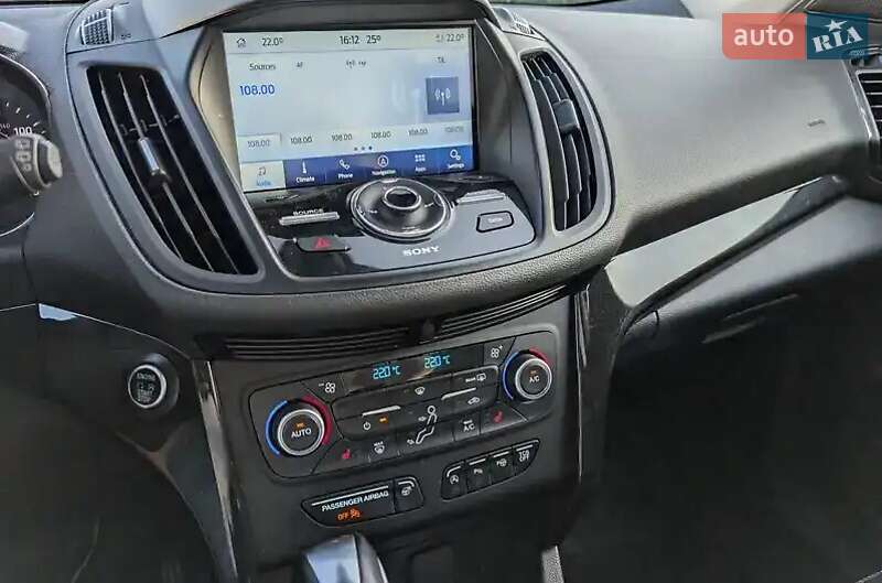 Внедорожник / Кроссовер Ford Escape 2018 в Тернополе