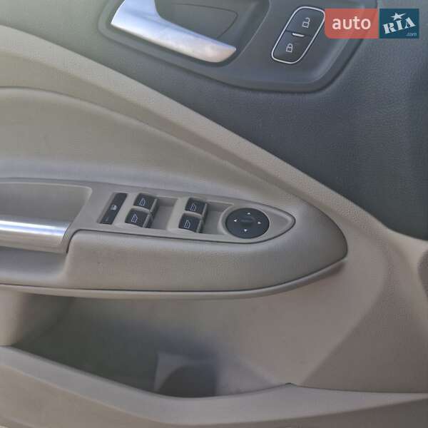 Позашляховик / Кросовер Ford Escape 2017 в Броварах фото 7 Позашляховик / Кросовер Ford Escape 2017 в Броварах