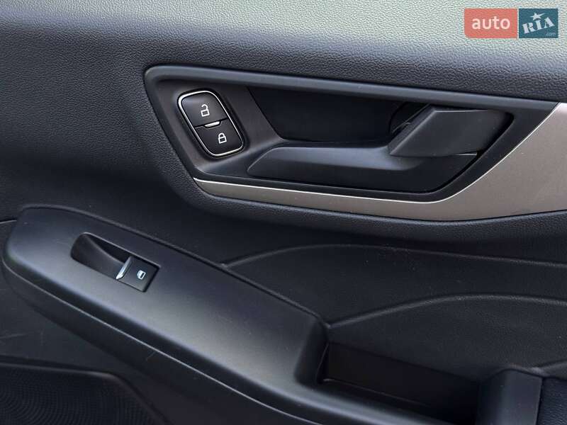 Позашляховик / Кросовер Ford Escape 2022 в Рівному фото 59 Позашляховик / Кросовер Ford Escape 2022 в Рівному