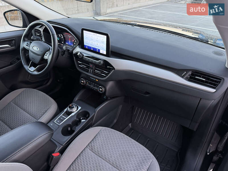Позашляховик / Кросовер Ford Escape 2021 в Києві фото 42 Позашляховик / Кросовер Ford Escape 2021 в Києві