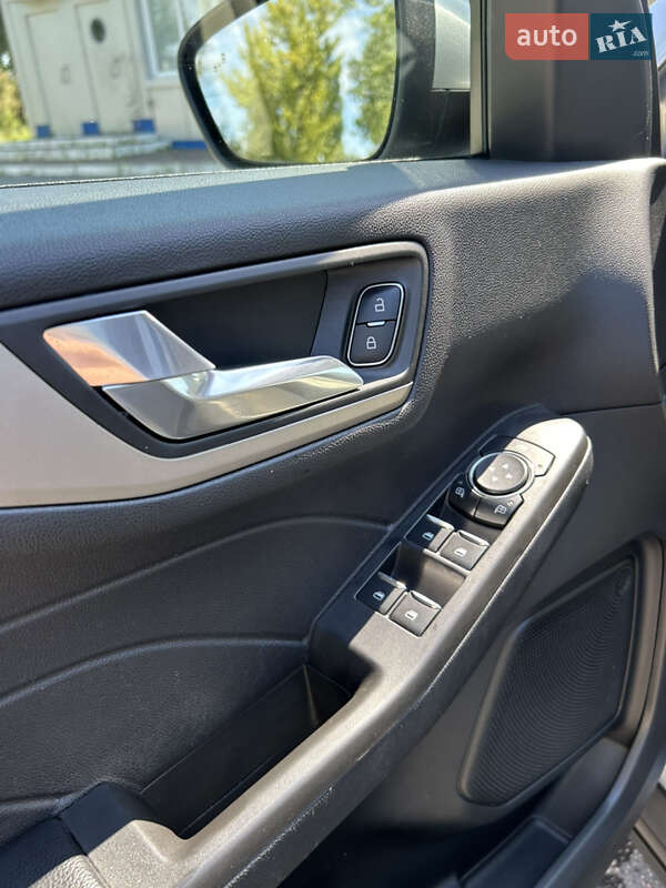 Внедорожник / Кроссовер Ford Escape 2021 в Кременчуге фото 13 Внедорожник / Кроссовер Ford Escape 2021 в Кременчуге