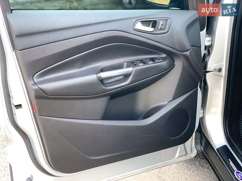 Позашляховик / Кросовер Ford Escape 2017 в Вінниці фото 21 Позашляховик / Кросовер Ford Escape 2017 в Вінниці