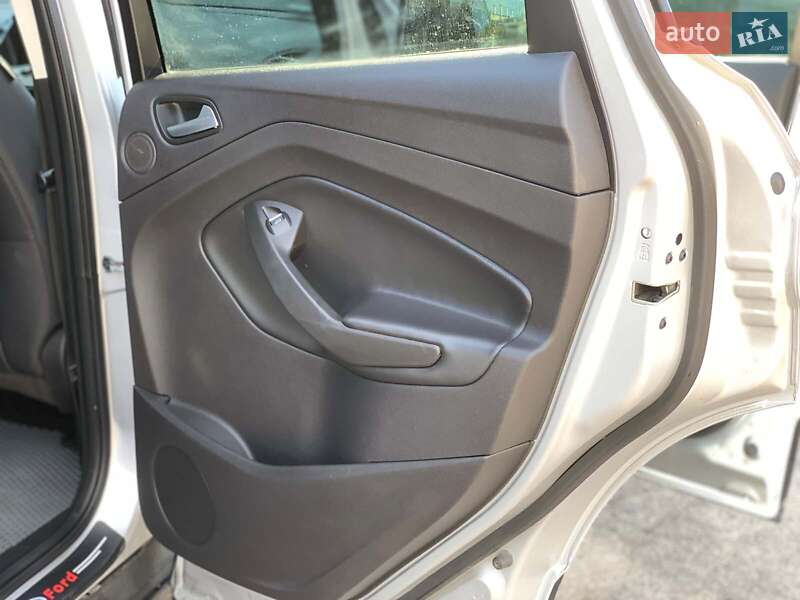 Позашляховик / Кросовер Ford Escape 2017 в Вінниці фото 25 Позашляховик / Кросовер Ford Escape 2017 в Вінниці