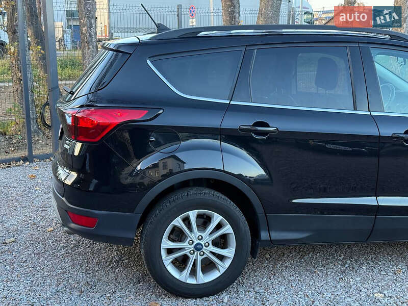 Позашляховик / Кросовер Ford Escape 2018 в Стрию фото 18 Позашляховик / Кросовер Ford Escape 2018 в Стрию