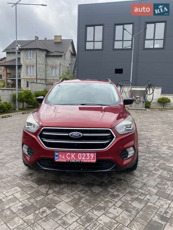 Внедорожник / Кроссовер Ford Escape 2017 в Львове фото 2 Внедорожник / Кроссовер Ford Escape 2017 в Львове