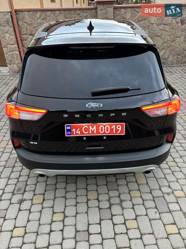 Внедорожник / Кроссовер Ford Escape 2020 в Львове