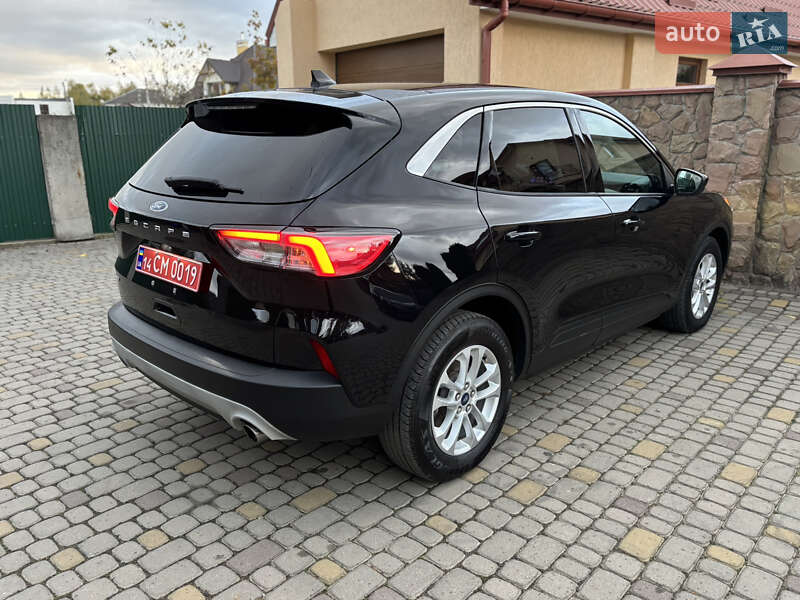 Внедорожник / Кроссовер Ford Escape 2020 в Львове