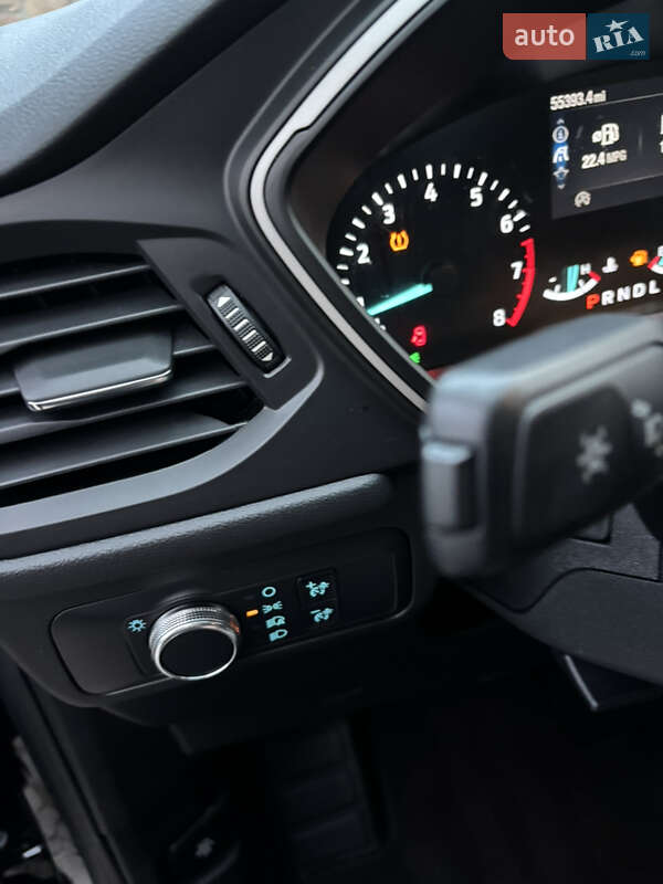 Внедорожник / Кроссовер Ford Escape 2020 в Львове