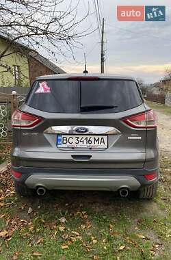 Внедорожник / Кроссовер Ford Escape 2012 в Стрые