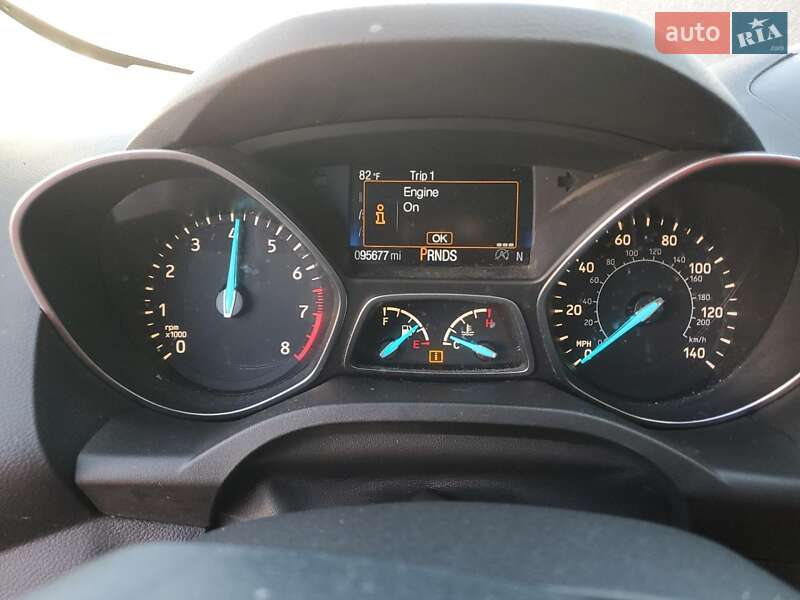 Внедорожник / Кроссовер Ford Escape 2016 в Виннице