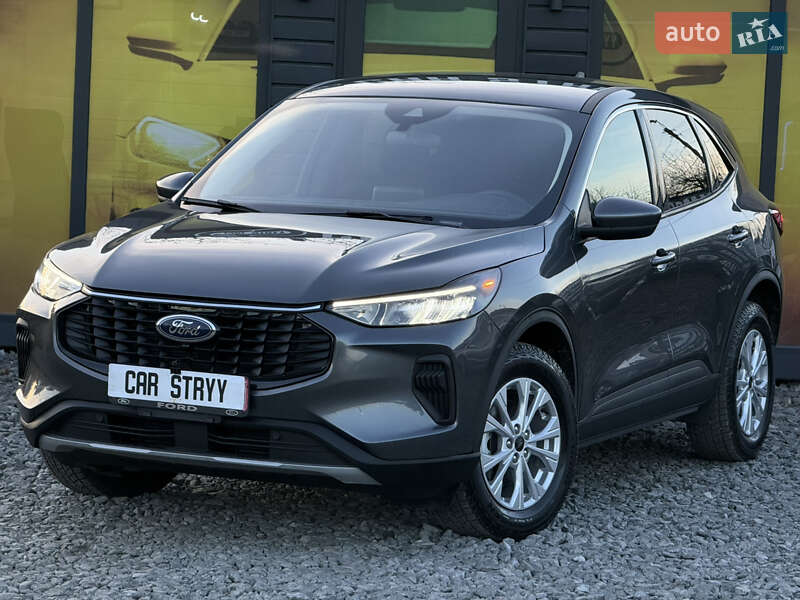 Внедорожник / Кроссовер Ford Escape 2023 в Стрые