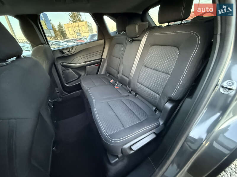 Внедорожник / Кроссовер Ford Escape 2023 в Стрые