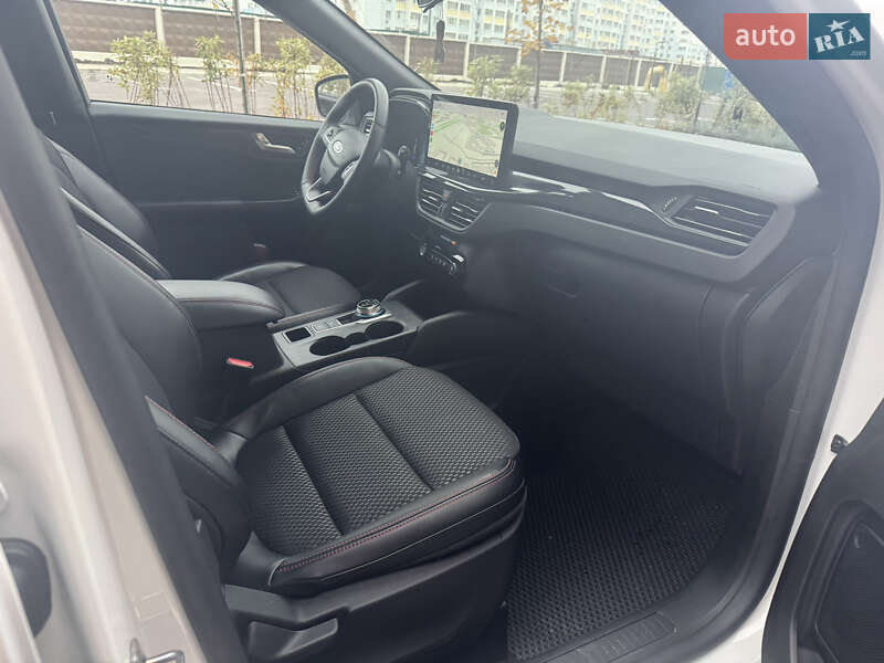 Позашляховик / Кросовер Ford Escape 2024 в Києві