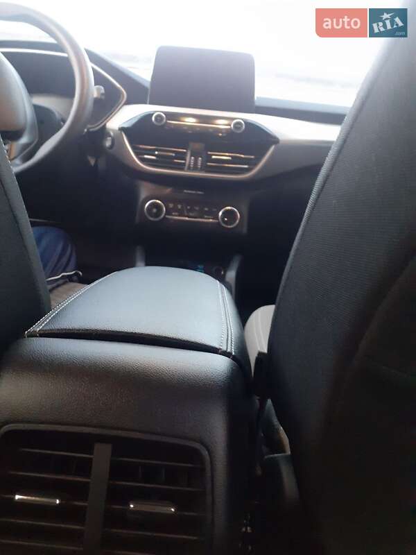 Позашляховик / Кросовер Ford Escape 2020 в Тернополі фото 4 Позашляховик / Кросовер Ford Escape 2020 в Тернополі