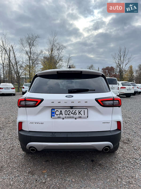 Внедорожник / Кроссовер Ford Escape 2023 в Черкассах
