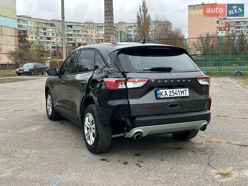 Внедорожник / Кроссовер Ford Escape 2020 в Полтаве
