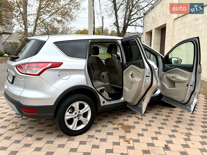 Позашляховик / Кросовер Ford Escape 2014 в Одесі фото 41 Позашляховик / Кросовер Ford Escape 2014 в Одесі