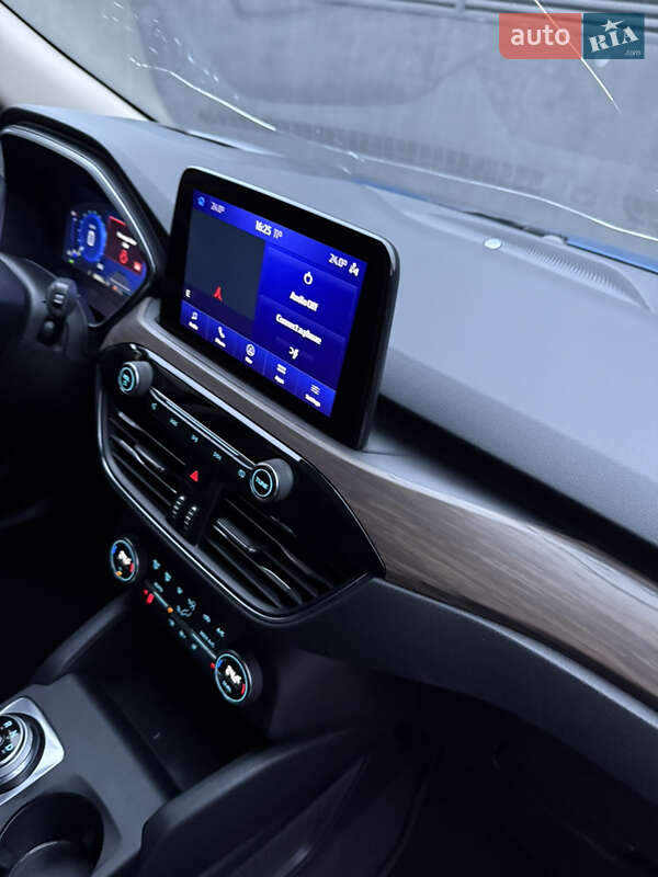 Позашляховик / Кросовер Ford Escape 2019 в Одесі