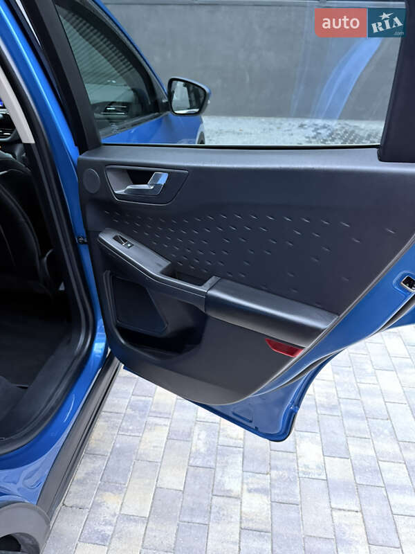 Позашляховик / Кросовер Ford Escape 2019 в Одесі