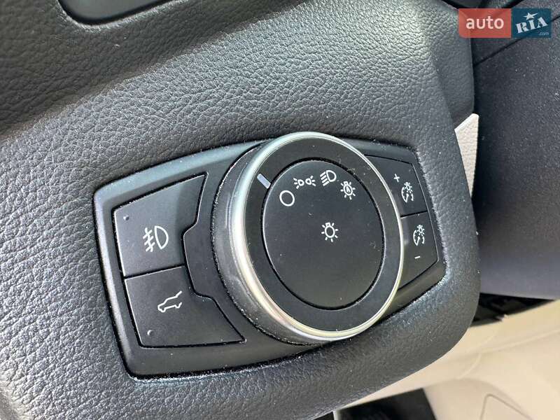 Внедорожник / Кроссовер Ford Escape 2019 в Львове фото 12 Внедорожник / Кроссовер Ford Escape 2019 в Львове