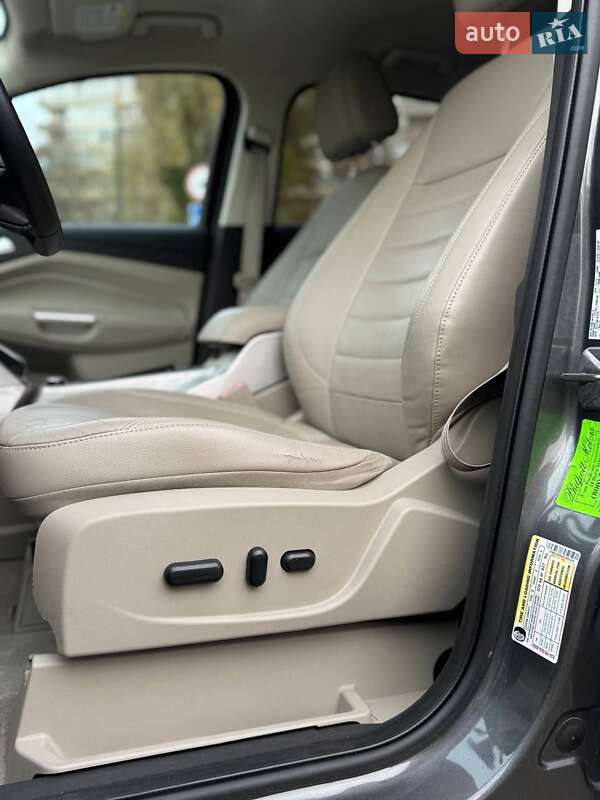 Позашляховик / Кросовер Ford Escape 2013 в Києві