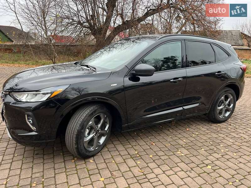 Позашляховик / Кросовер Ford Escape 2023 в Вінниці
