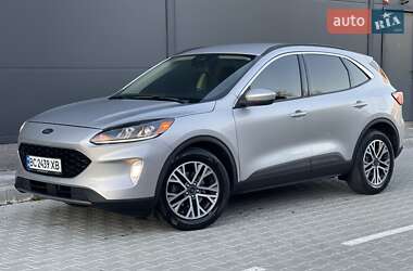 Внедорожник / Кроссовер Ford Escape 2020 в Стрые