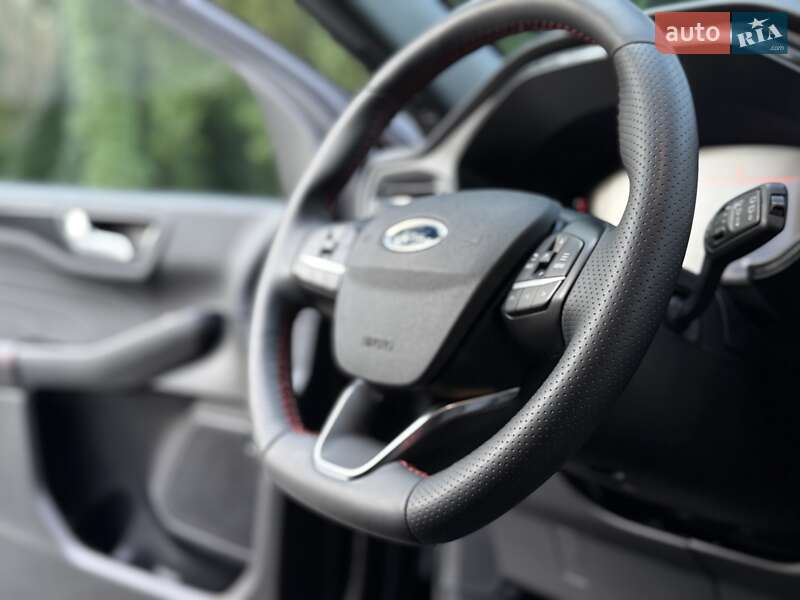 Позашляховик / Кросовер Ford Escape 2023 в Львові